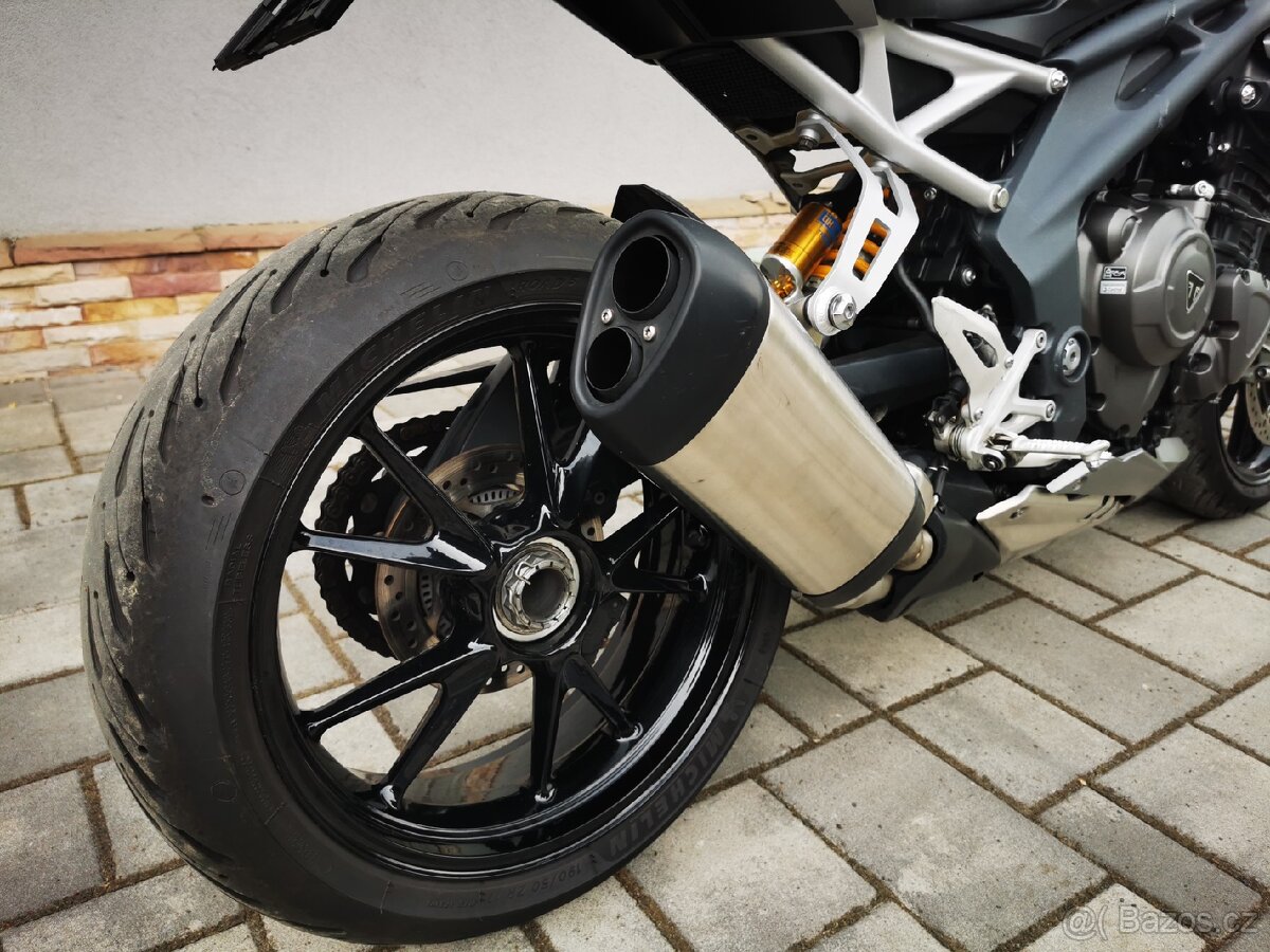 Triumph Speed Triple 1200 RS - 3