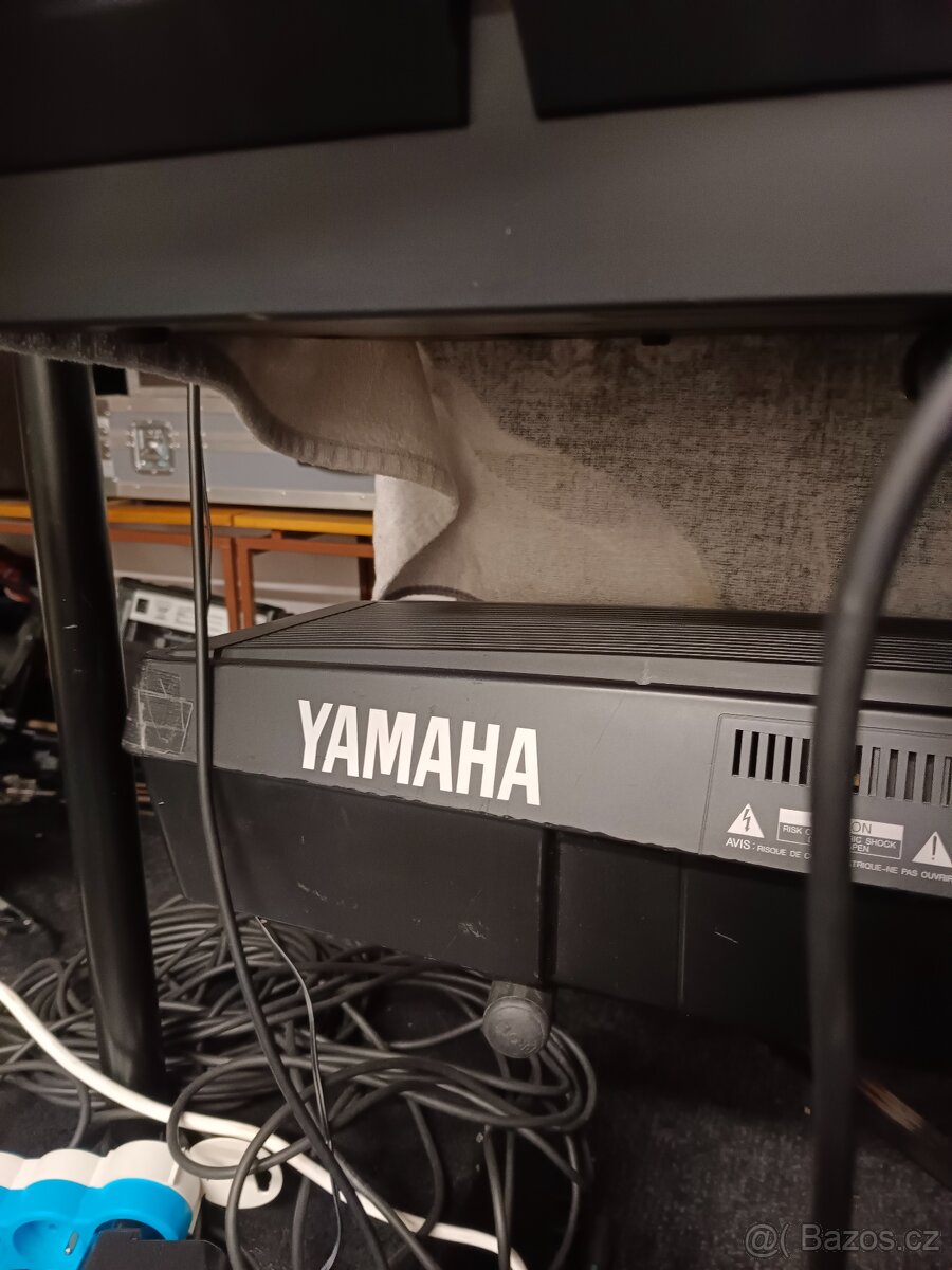 Yamaha PSR 4000 - 3