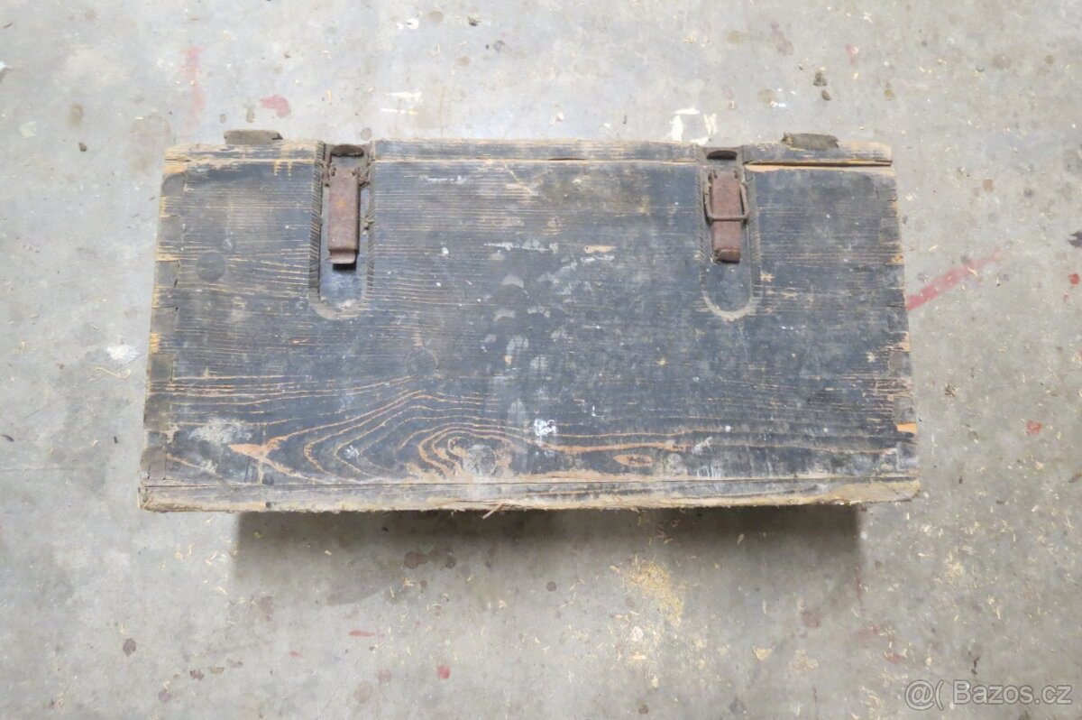 Stará vojenská bedna - 3