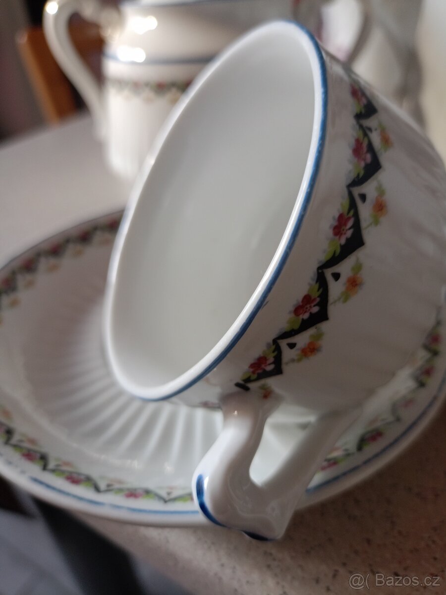 Starý porcelánový servis pro dvě osoby - 3