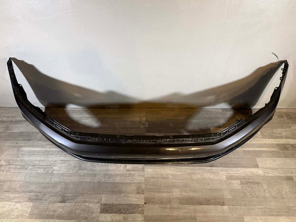 VW PASSAT B8 FACELIFT - náraznik 4xPDC - LB7R - 3G0807221E - 3