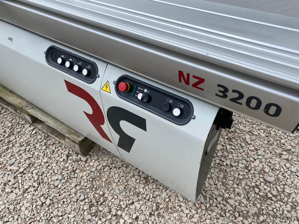 Formátovacî pila ROBLAND NZ3200 - 3