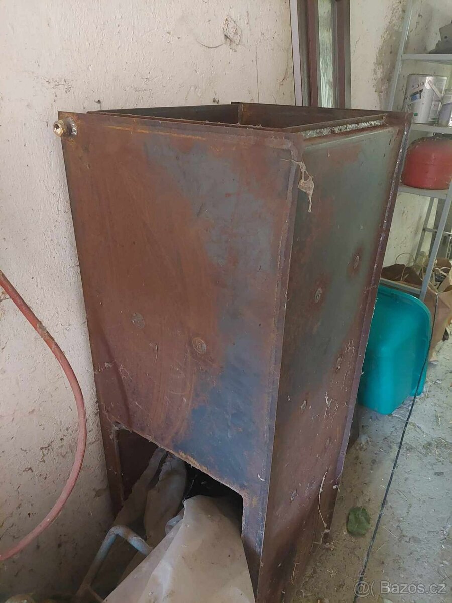 Kotel v rozebraném stavu - 3
