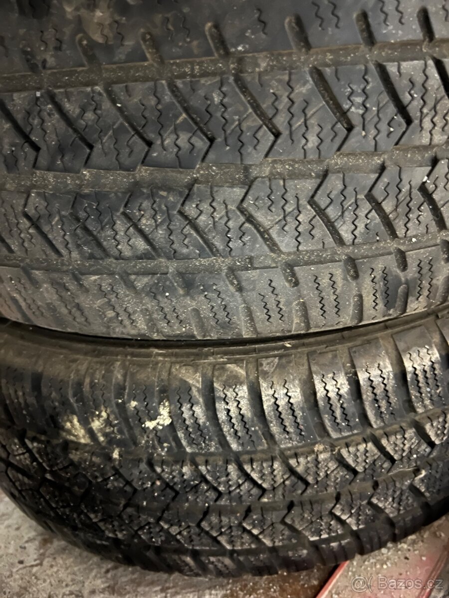 Vangrip Semperit 195 60 R 16 C - 3