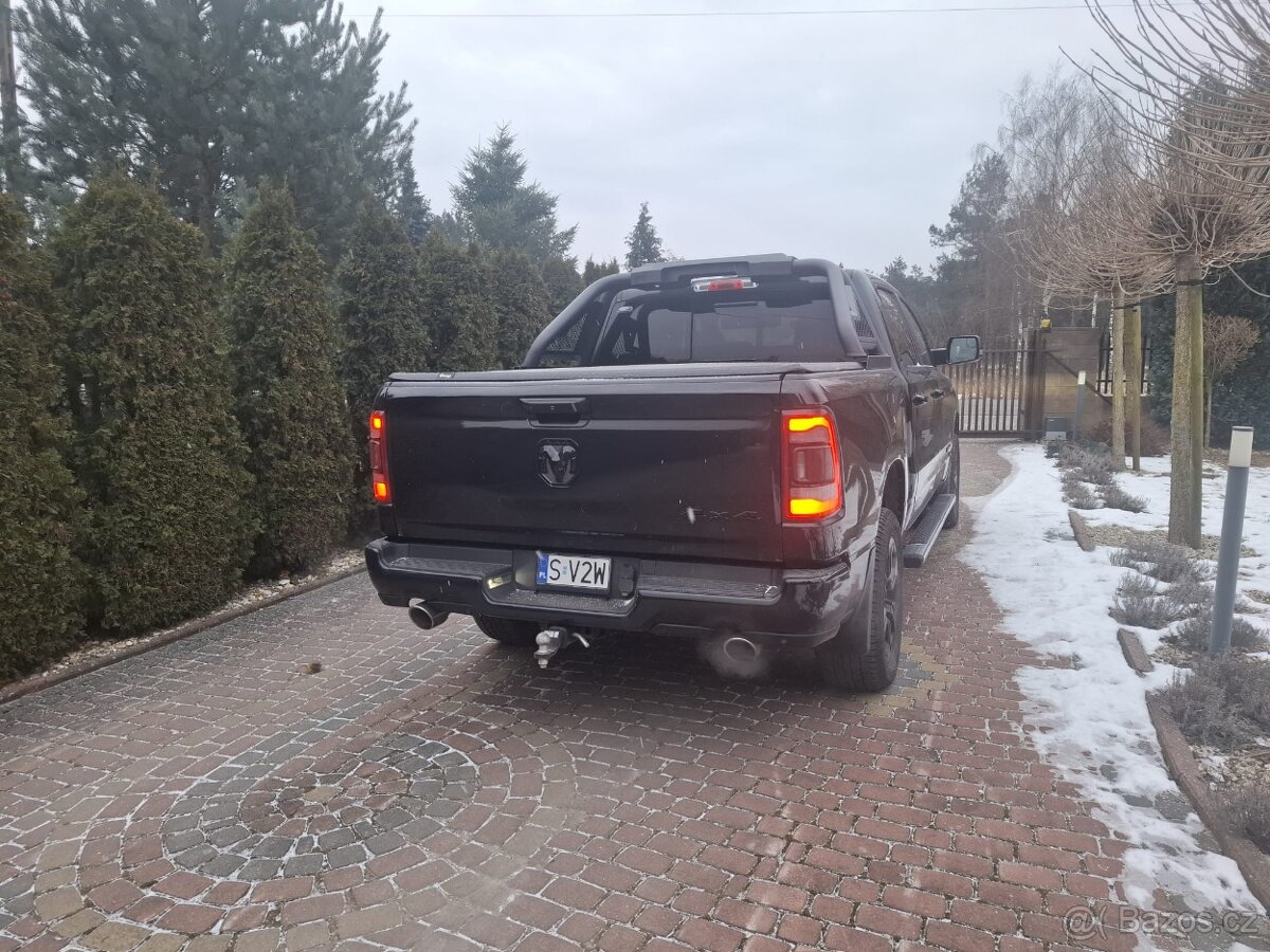 DODGE RAM 1500 BIG HORN 5.7HEMI 2019 - 3