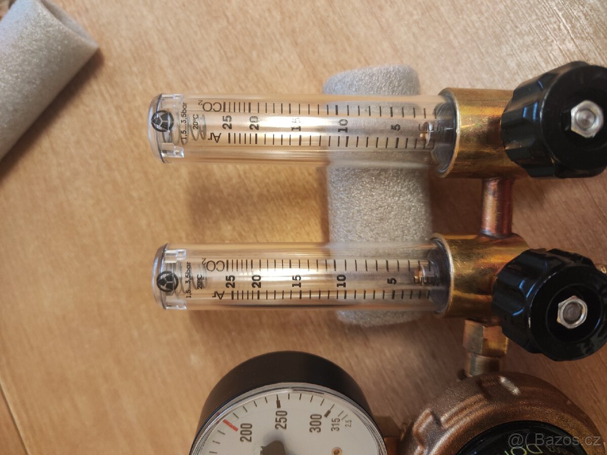 Dvojitý redukční ventil argon donmet - 3