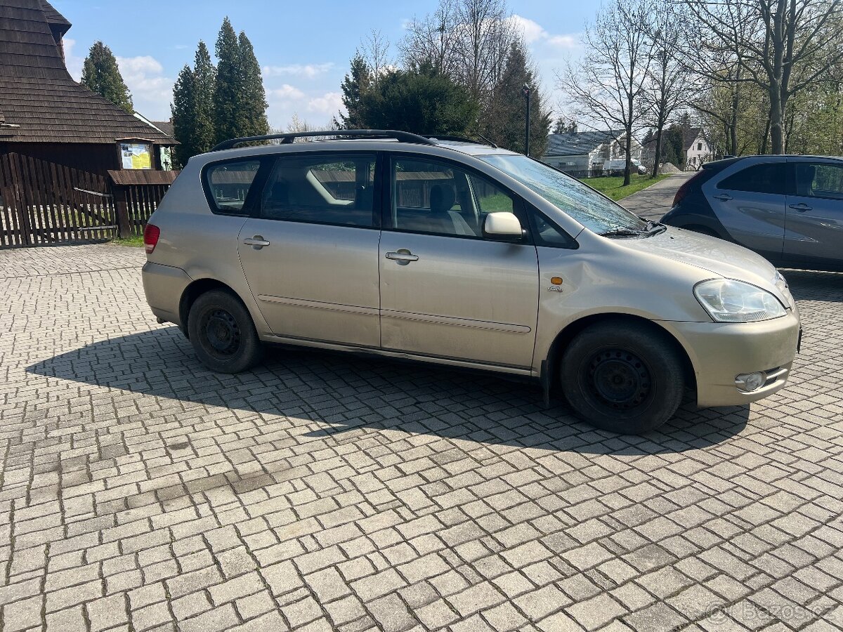 Toyota avensis - 3