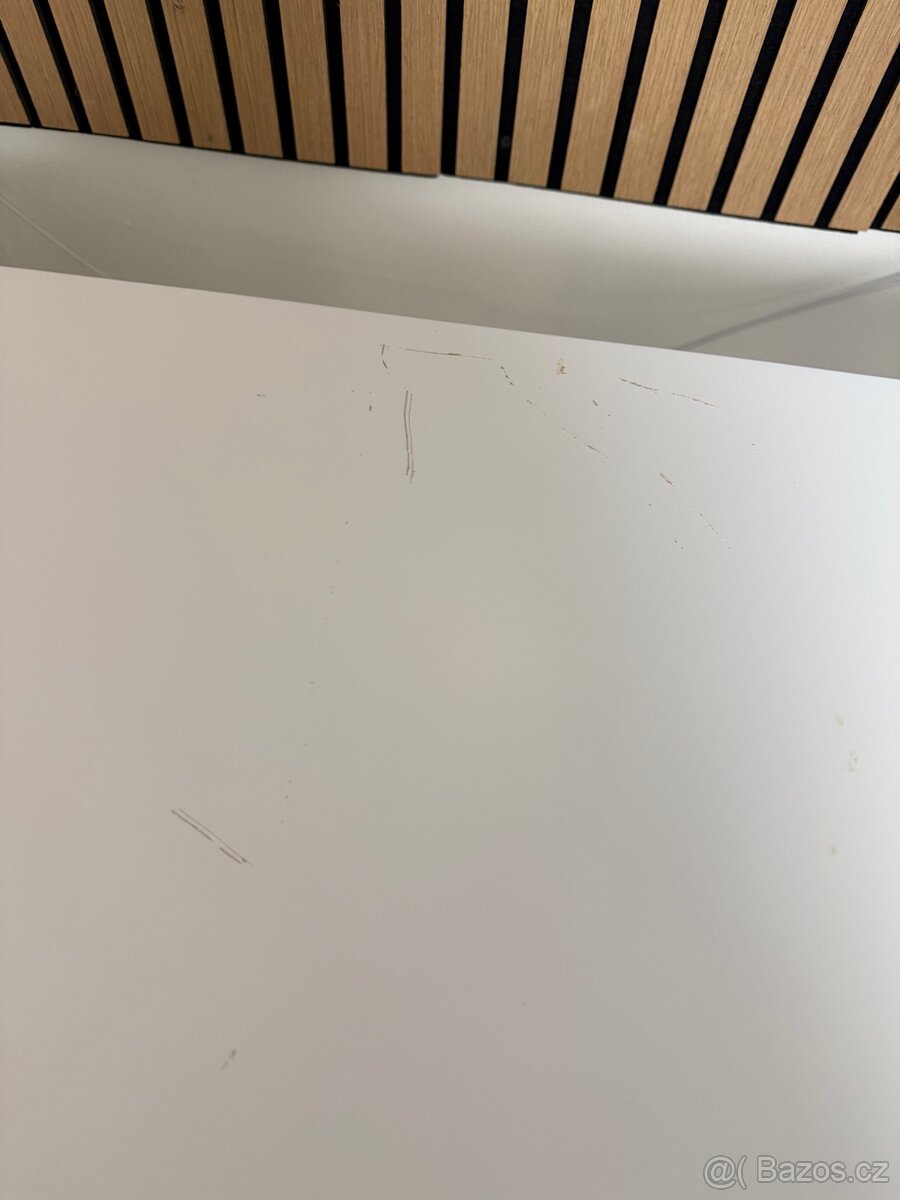Prodám Kallax ikea, 2ks s podnožím. - 3