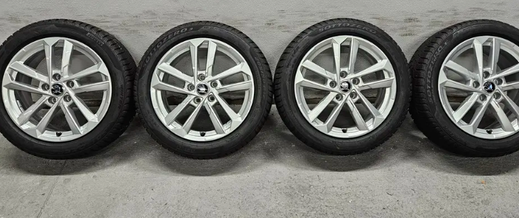 ZIMNÍ ŠKODA 17 6.5J ET43 57.1MM 5x112 + 205/50 R17 - 3
