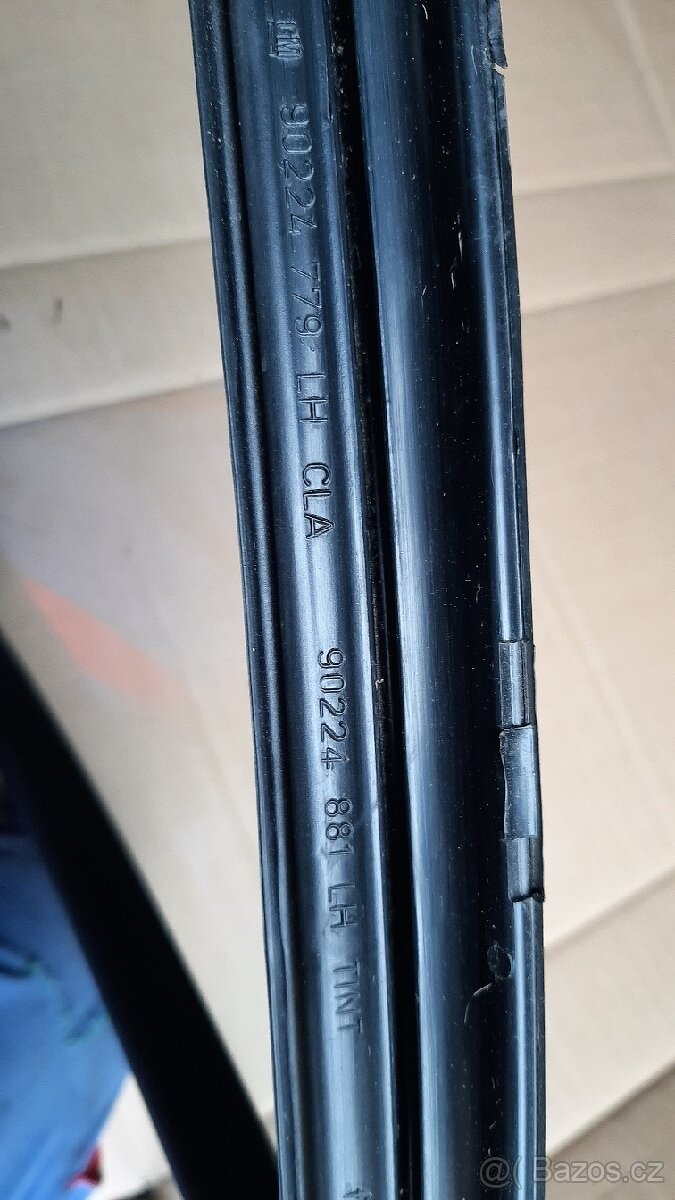 Zadní okno Opel Omega A - 3