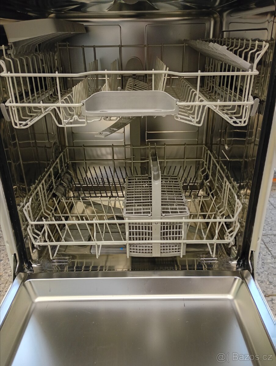 Myčka nádobí Siemens podstavná - 3