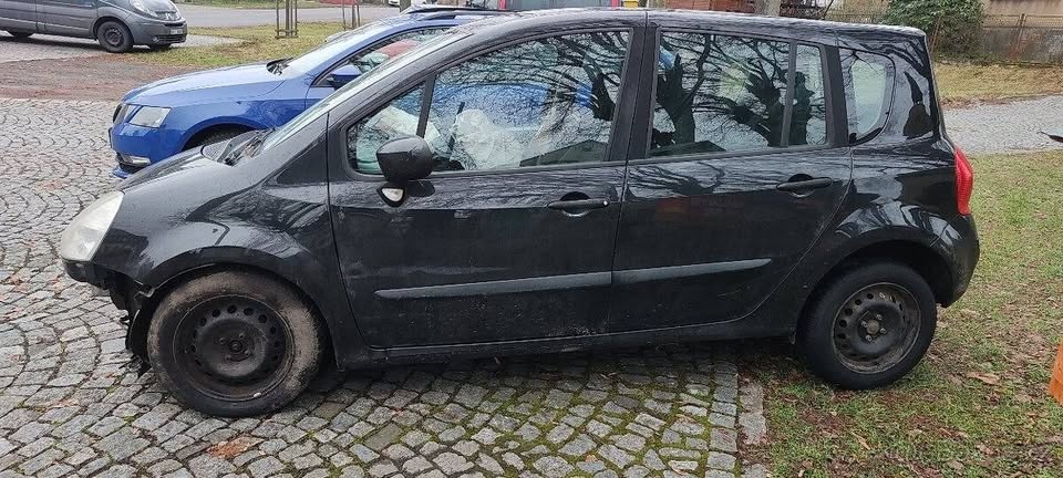 Renault modus 1.5 dCi 2008 na díly - 3