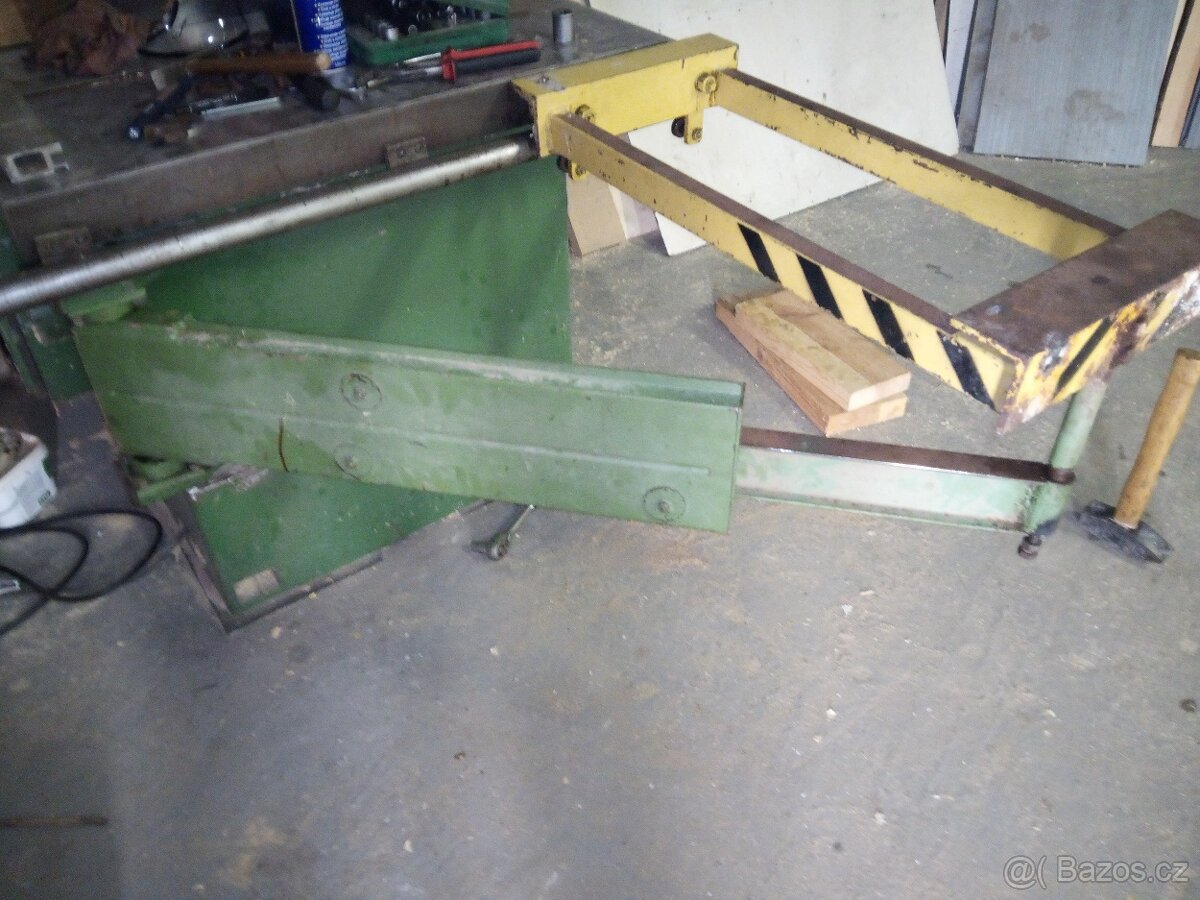 Prodám rameno na formátovací pilu REMA - 3