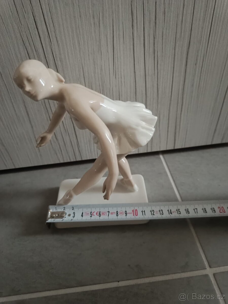 Keramická soška baletky - 3