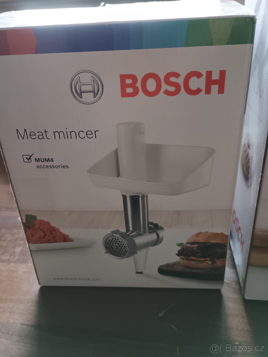 Kuchyňský robot BOSCH MUM48A1 - 3