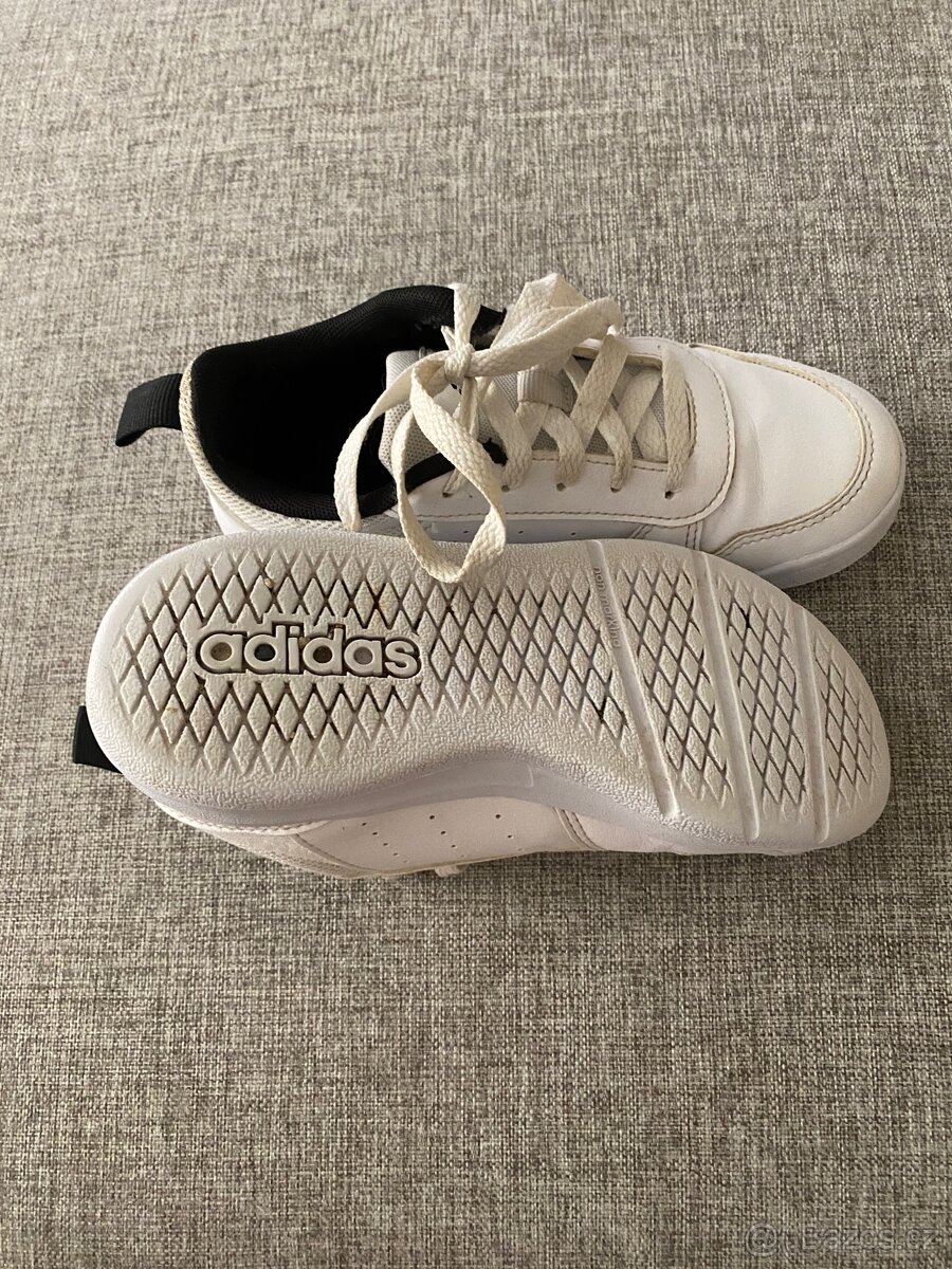 Dětské botasky zn. Adidas vel. 31 - 3