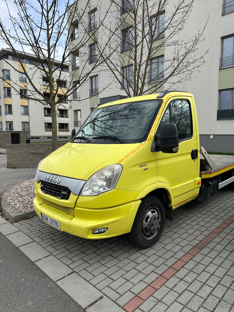 Iveco Daily 3,5t odtahovka, naviják, NOVÁ STK