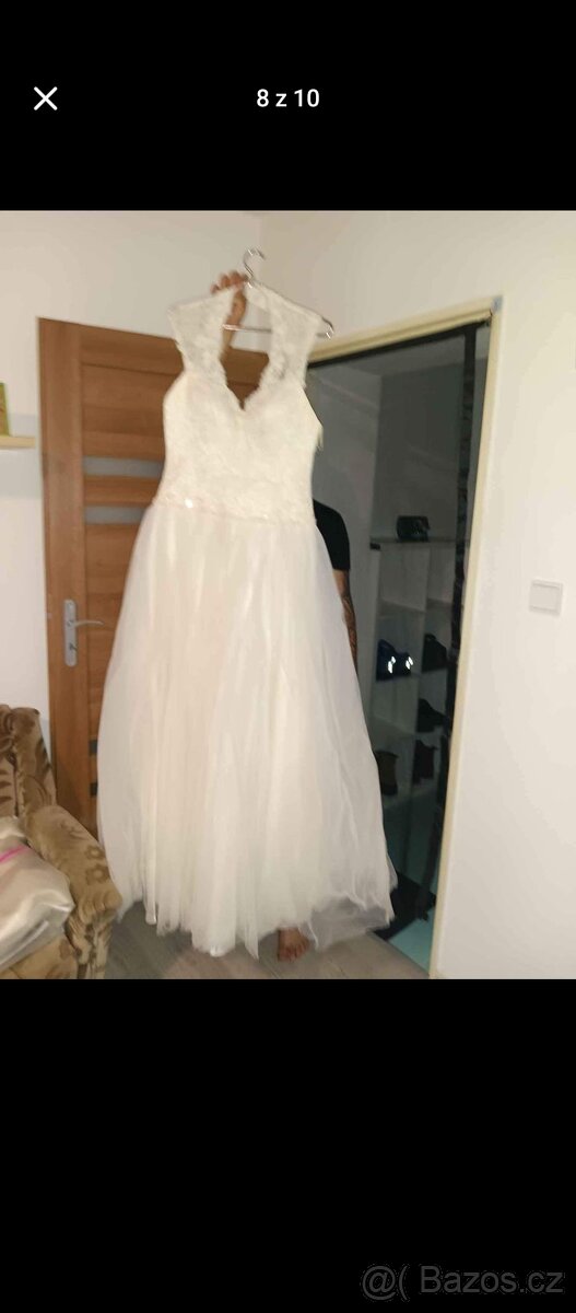 SVATEBNÍ ŠATY + OBLEK - 3