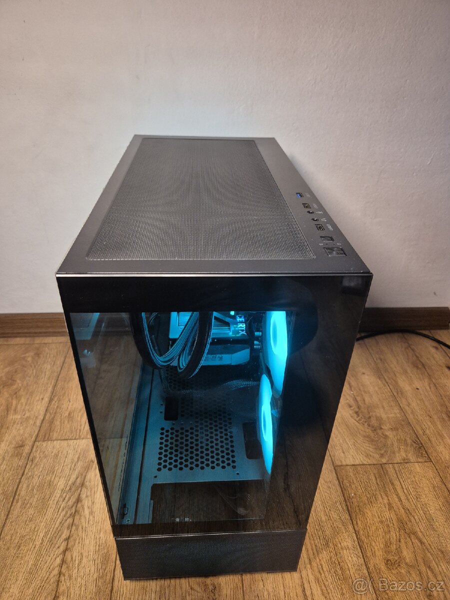SUPER PC - RTX 5070, Ryzen 7800X3D, 32gb DDR5, 1TB M2 NVME - 3