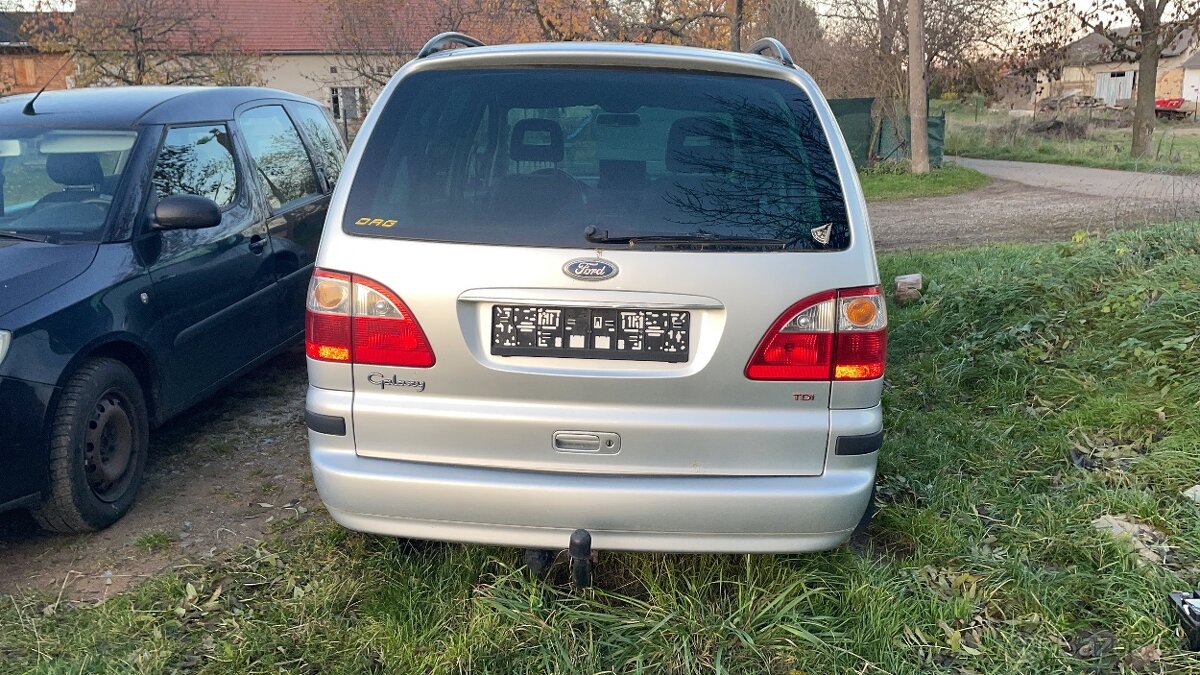 Ford Galaxy - 3