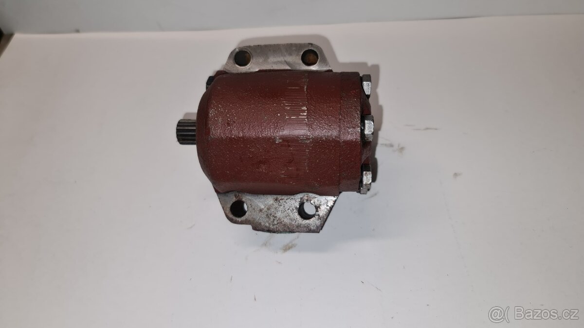 Použité čerpadlo HYLMET 51546010 (Ursus C-360) - 3