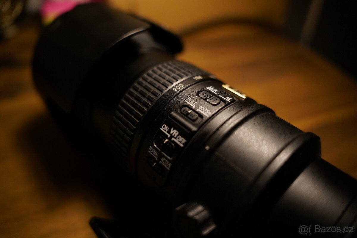 Nikon ED AF-S VR-NIKKOR 70-200mm f2.8 - 3
