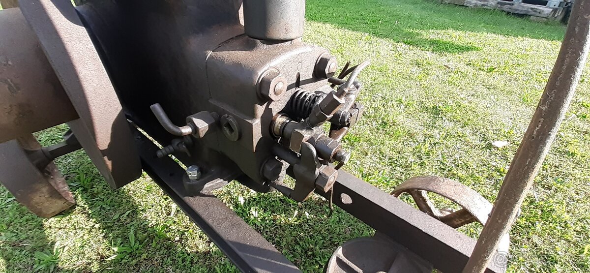 Stabilní motor Deutz - 3