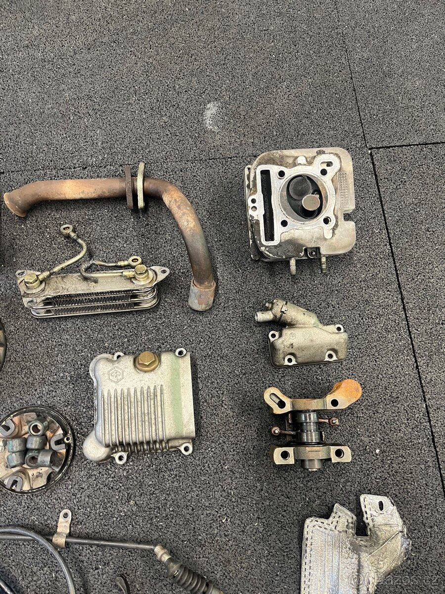 Vespa et4 125 1997-Náhradní díly - 3