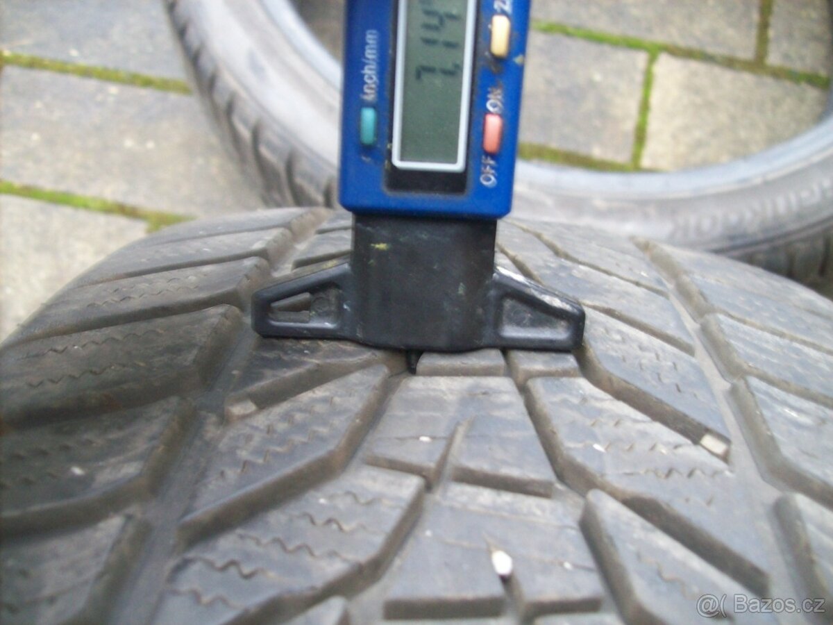 2x zimní pneu Octavia IV RS 225.40.19" - 3