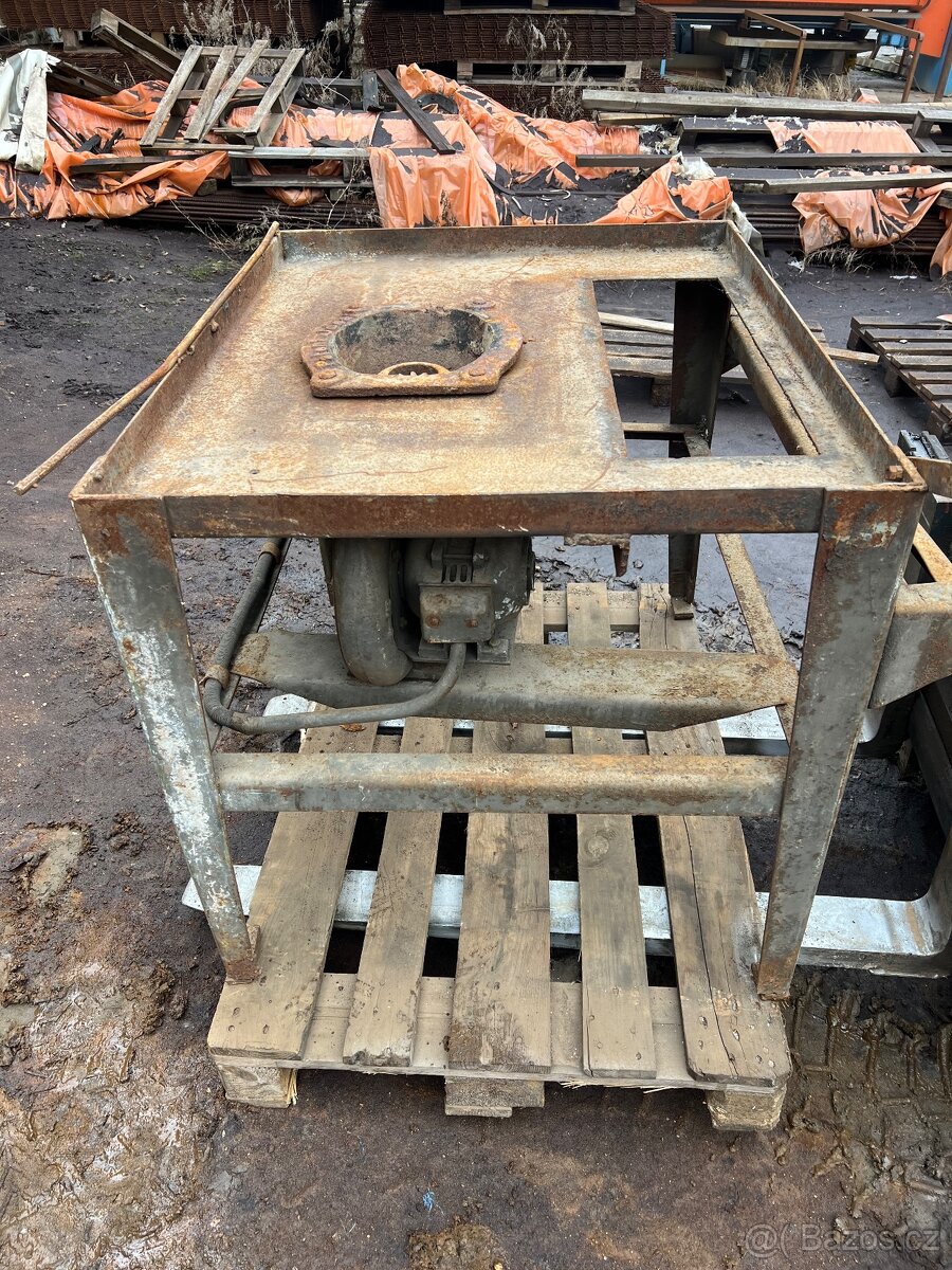 Kovadlina a vyhen - 3