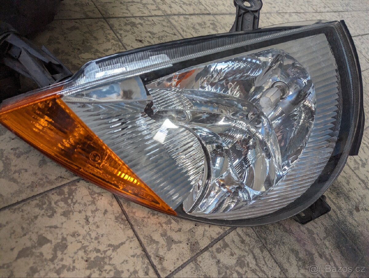 Přední světla Ford ka - 3