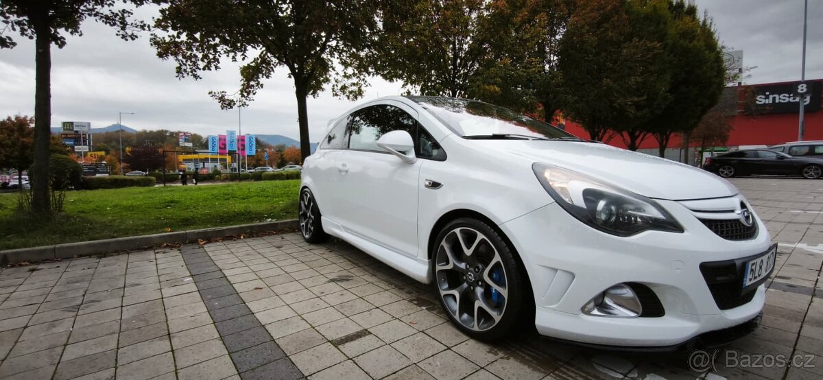 Opel Corsa D OPC 1.6 16V Turbo facelift - 3