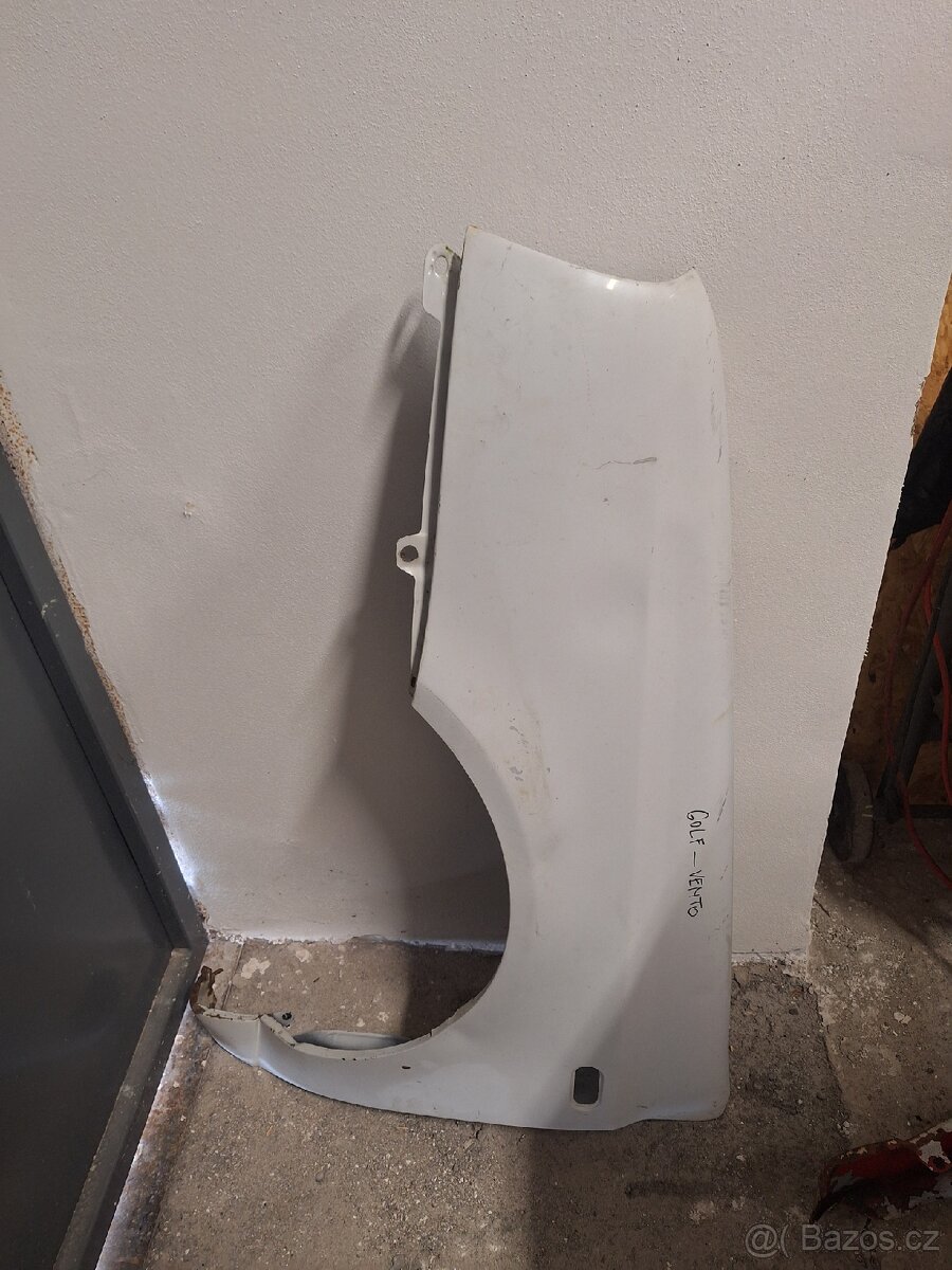 Levý a pravý přední blatník vw vento - 3