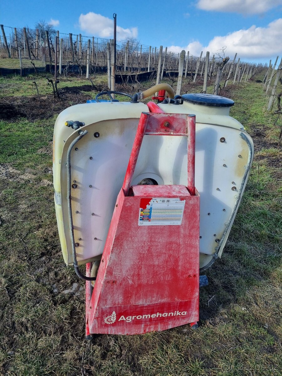 rosič postřikovač Agromehanica AGP 100TN - 3