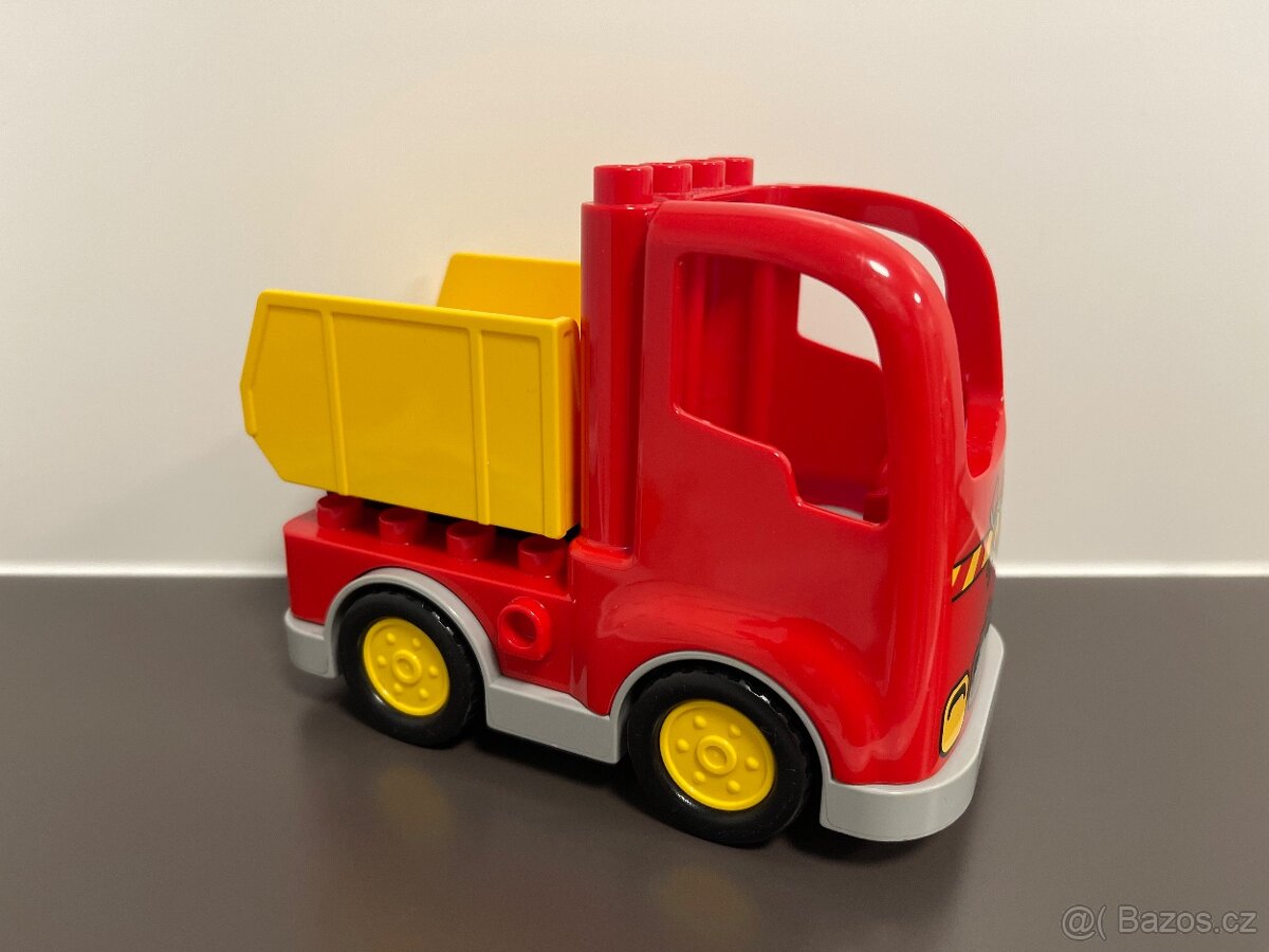 Lego Duplo červené auto - 3