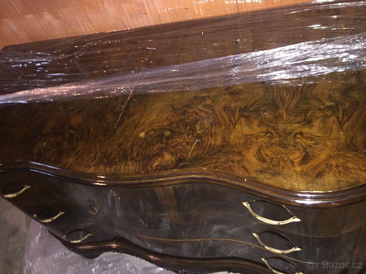 Starozitná komoda - 3