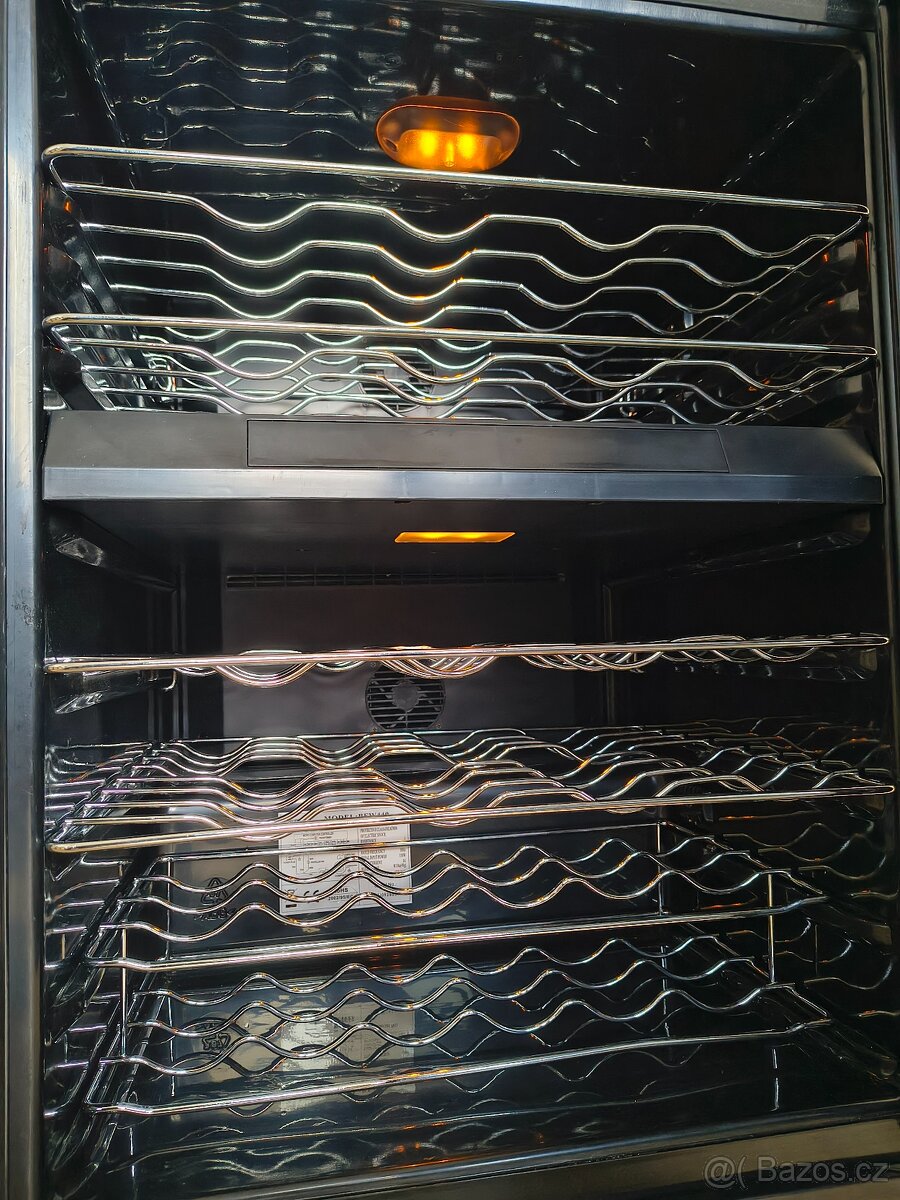 Vinotéka / Lednice na víno Baumatic BFW 440 - 3