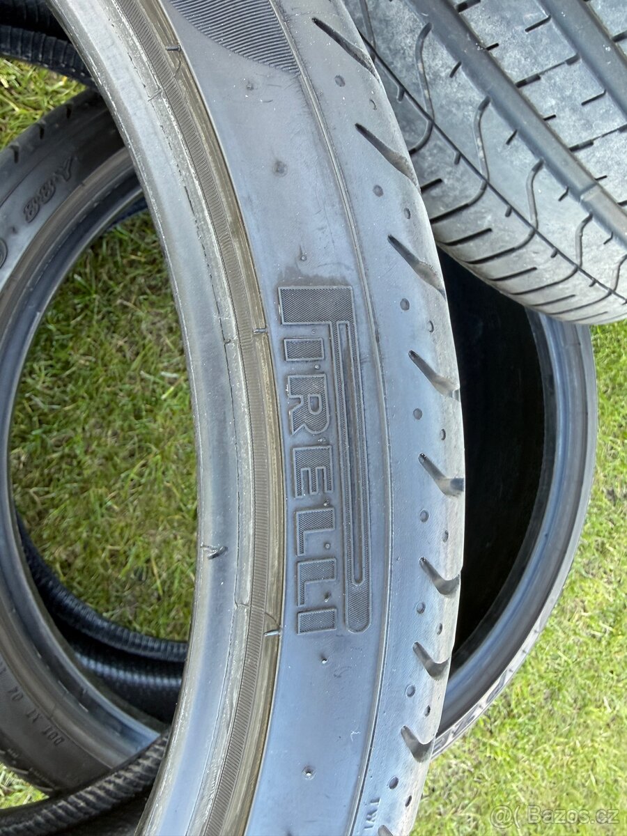 Oneu Pirelli P Zero 225/35/R19 - 3