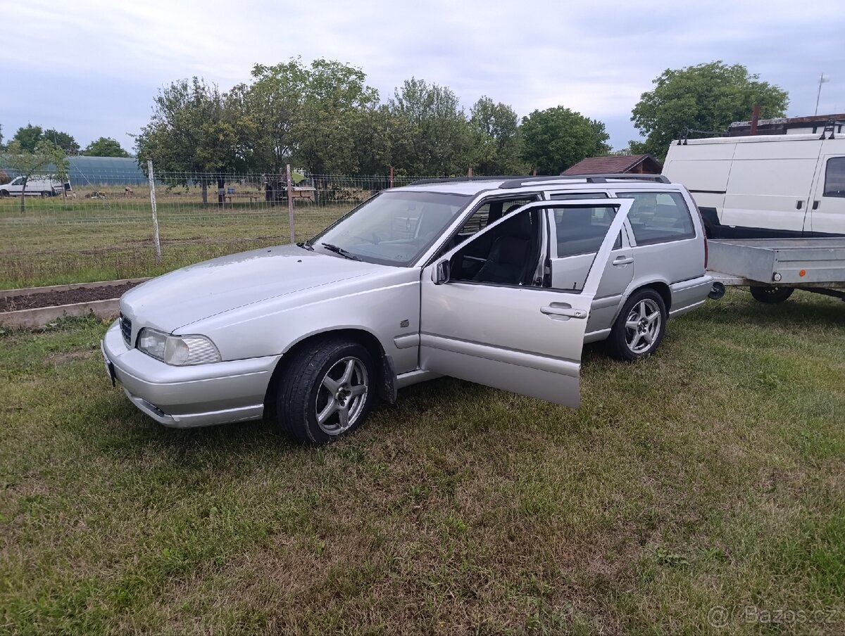 Volvo V70 - 3