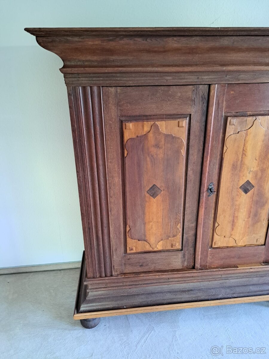 Starožitná dubová komoda - 3