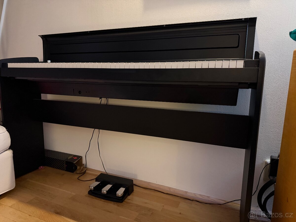Digitální piano Korg LP-180 - 3