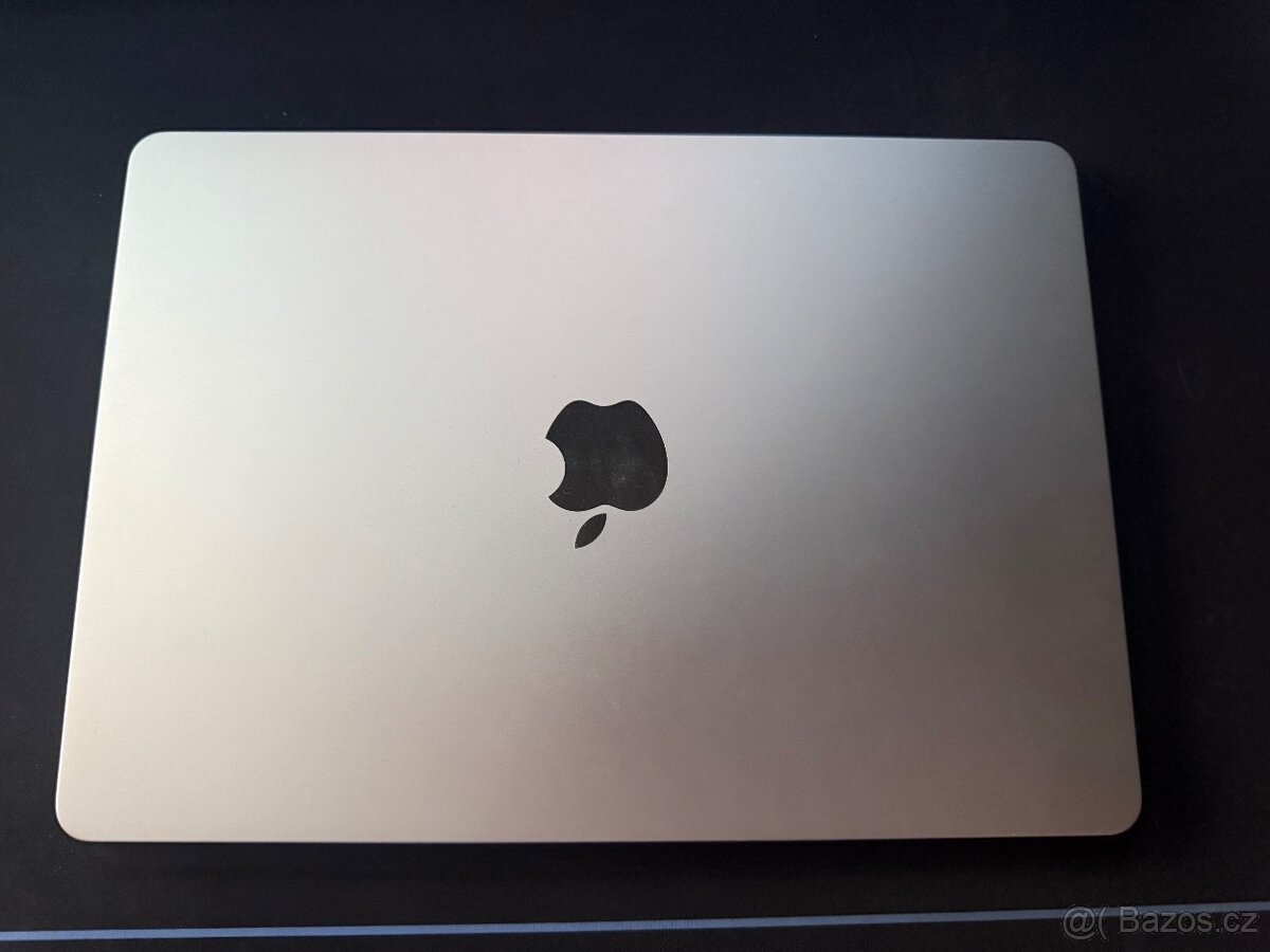 Macbook Air 13” M3/ 256GB/ 8GB/ baterie 100% - 3