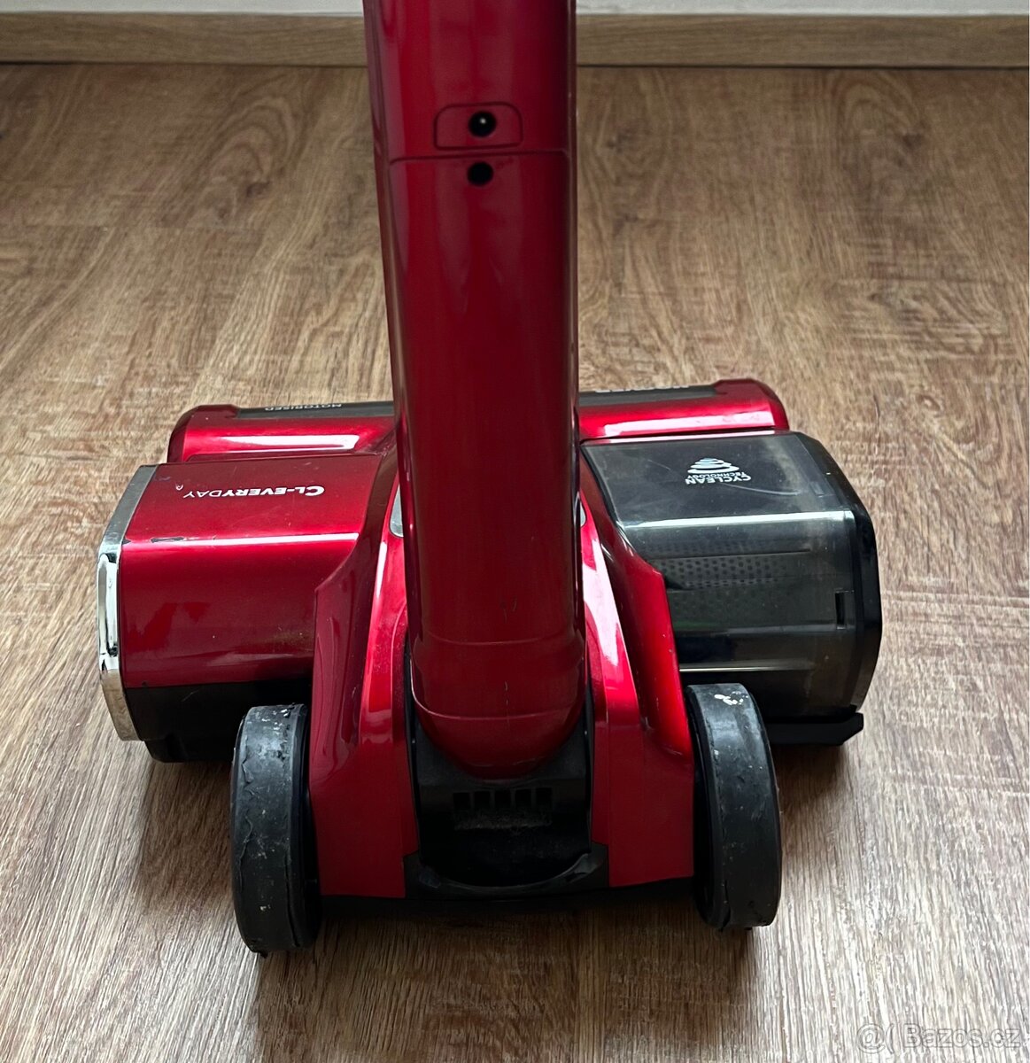 Bezsáčkový akumulátorový vysavač Hoover CV216RB CL-EVERYDAY - 3