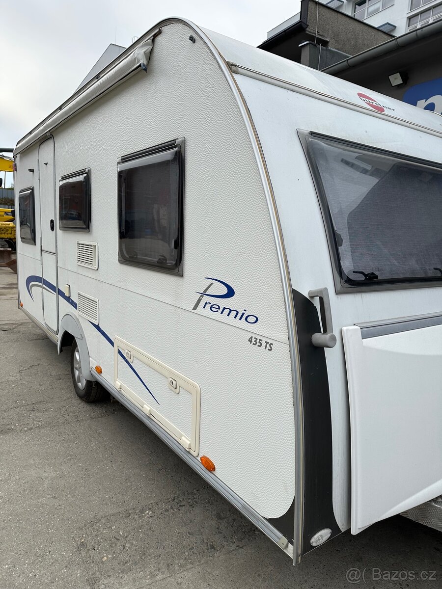 Prodám karavan přívěs Burstner r.v. 2011 - 3