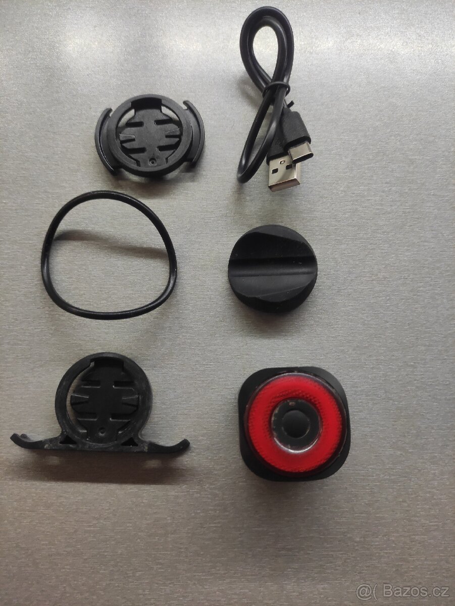 Predám zadné svetlo - 3