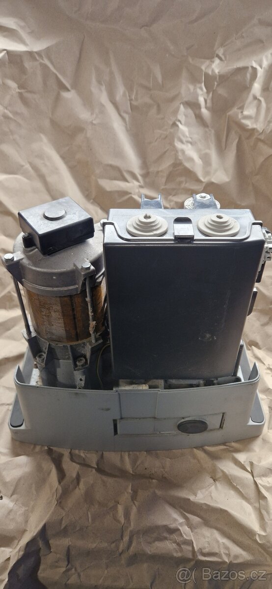 Pohon brány Beninca BULL8M - 3