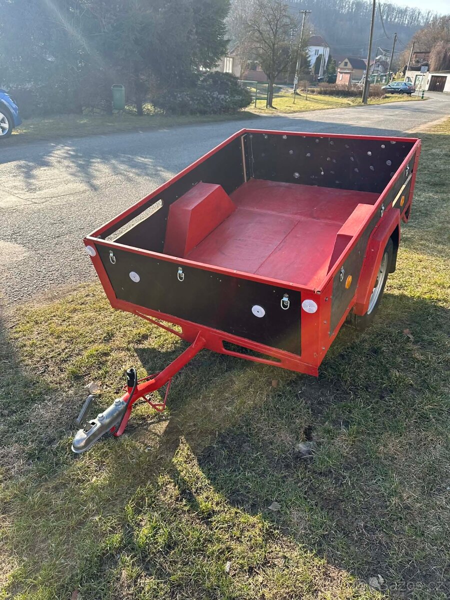 Přívěsný vozík za auto - 3