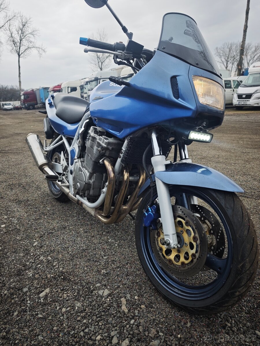 Suzuki 600 S - 3