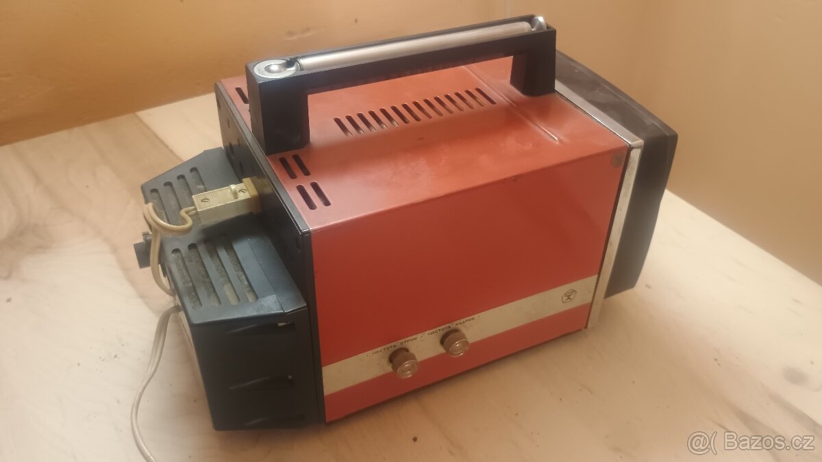 Retro přenosná televize Elektronika BL-100 - 3