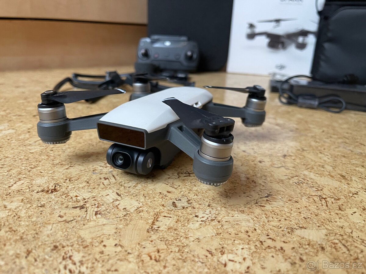 DJI Spark – Fly More Combo - 3
